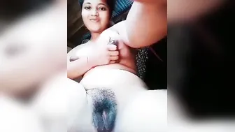 Hairy Indian Girl Squeezing Her Natural Boobs In Selfie Clip