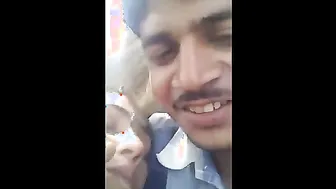 Mature Aunty Making Out And Flashing Pussy In Open Fields