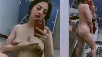 Pakistani Babe Fingering Herself Hard During Private Cam Show