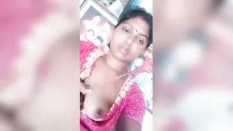 South Indian Wife Showing Her Heavy Milky Breasts On Camera