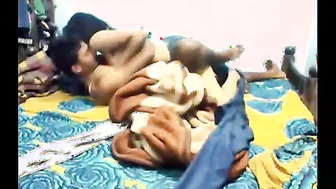 Desi College Girl Caught Fucking Her Boyfriend In Leaked Scandal