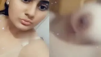 Sexy Babe Revealing Her Tight Body In Private Amateur Video