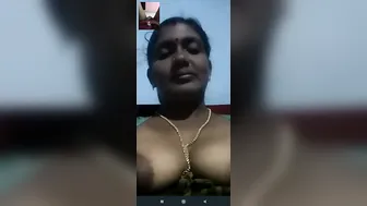 Indian Wife Teasing Topless In Arousing Leaked Video Clip