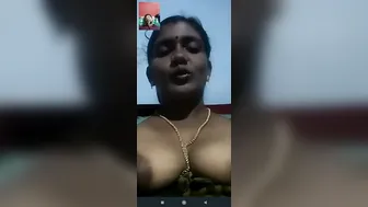 Indian Wife Teasing Topless In Arousing Leaked Video Clip