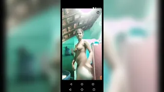 Horny Tamil Aunty Recording Herself Naked Touching Herself