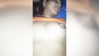 Indian Housewife Moaning Loud Getting Fucked In Leaked Video