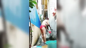 Indian Girl Bathing Naked Outside Caught On Hidden Cam Clip
