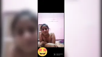 Desi GF Flashing Her Tits During Naughty Video Call