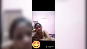 Desi GF Flashing Her Tits During Naughty Video Call