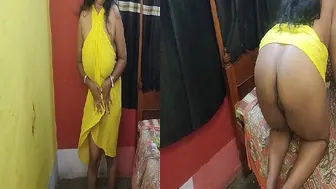 Bengali Slut Showing Off Her Big Ass Naked In Private Video