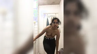 Bangalore Office Slut Strips Completely Naked For Coworker