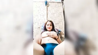 Northeast GF Showing Off Her Huge Boobs And Fingering