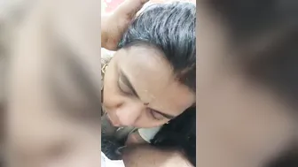 Married Wife Sucking Till He Finishes Deep In Her Mouth Swallowing