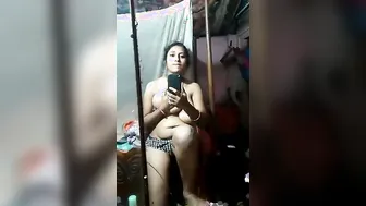 Wife Showing Massive Boobs Fingering Nude In Leaked Mms