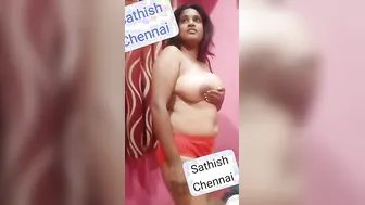 Chennai Married Woman Flashing Massive Boobs To Stranger