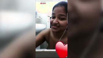 Sri Lankan GF Stripping Naked During Late Night Video Call