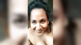 Horny Babe Enjoying Sucking And Deepthroating Big Dick On Cam