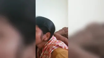 College Girl Earning Cash By Sucking Off Stranger In His Car