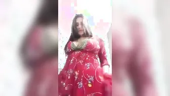 Desi GF Flashing Her Perky Tits On Selfie Camera