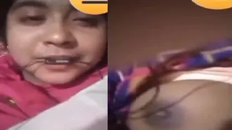 Village Girl From Bengal Exposing Big Boobs In Private Selfie