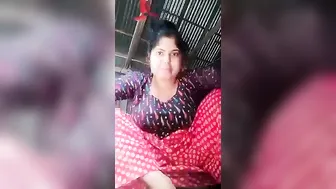 Bengali Wife Rubbing Her Thick Pussy Moaning In Bedroom