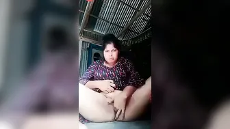 Bengali Wife Rubbing Her Thick Pussy Moaning In Bedroom