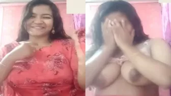 Busty GF Showing Massive Boobs Bouncing On Video Call