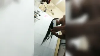 Thick Aunty Bathing Naked Washing Her Hair Caught On Camera