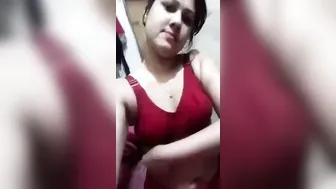 Bangladeshi Bhabhi Getting Fully Naked In Her Private Video