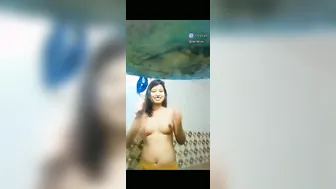Desi Girl Flashing Her Tits In Bathroom Homemade Clip