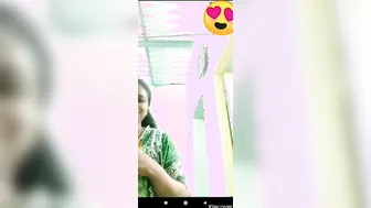 Tamil Wife Teasing With Her Bare Boobs During Video Call Show