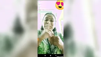 Tamil Wife Teasing With Her Bare Boobs During Video Call Show