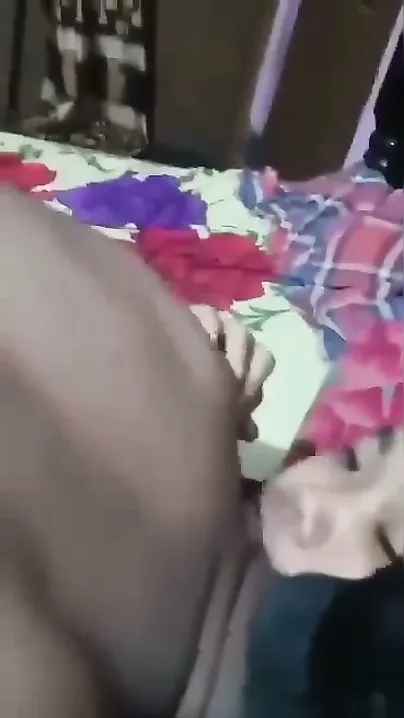 Bengali Village Slut Servicing Multiple Guys For Extra Cash
