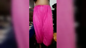 Horny Bhabhi Masturbating With Cucumber In Her Wet Pussy