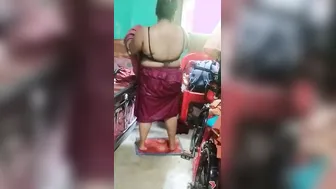 Wet Boudi Dripping After Steamy Bath Caught On Camera At Home