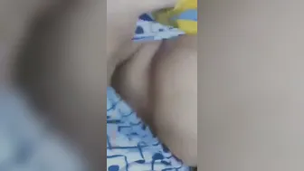 Pakistani Babe Flashing Her Big Boobs And Shaved Pussy
