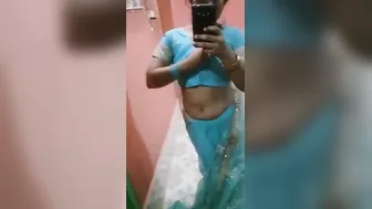 Desi Babe Stripping Saree Slowly Revealing Everything
