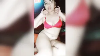 Bengali Boudi Rubbing And Masturbating Her Dripping Wet Pussy