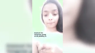 Petite Indian Babe With Small Tits Doing Live Nude Show Online