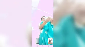 Bhabhi Strips Fully Naked During Late Night Video Call