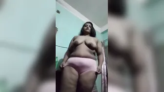 Bengali Milf Bhabhi Showing Off Her Body Naked On Hidden Cam