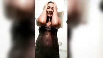 Sexy Girl Soaping Her Naked Body In Bathroom Selfie Video