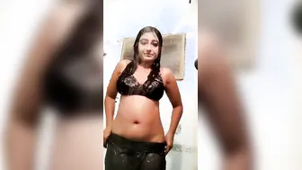 Sexy Girl Soaping Her Naked Body In Bathroom Selfie Video