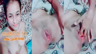 Young Girl Spreading Her Tight Pink Pussy Lips On Camera