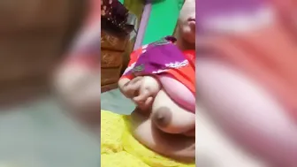 My Chubby Village GF Spreading Wide Showing Me Everything