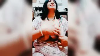 Busty Bhabhi Revealing Her Massive Assets On Private Video