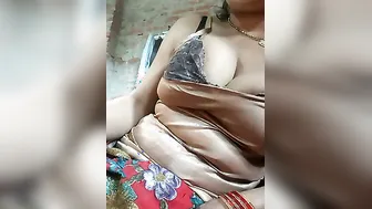 Naughty Bhabhi Teasing With Her Massive Tits On Camera Now