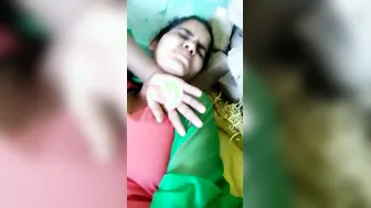 Village Lover Spreading Shy Dehati GF Pussy Wide Open