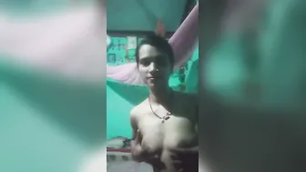 Village Bhabhi Making Naughty Video For Lover Showing Body Off
