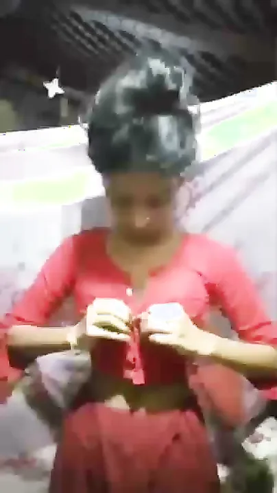 Slim Village Girl Nude Selfie Video Sent To Her Boyfriend